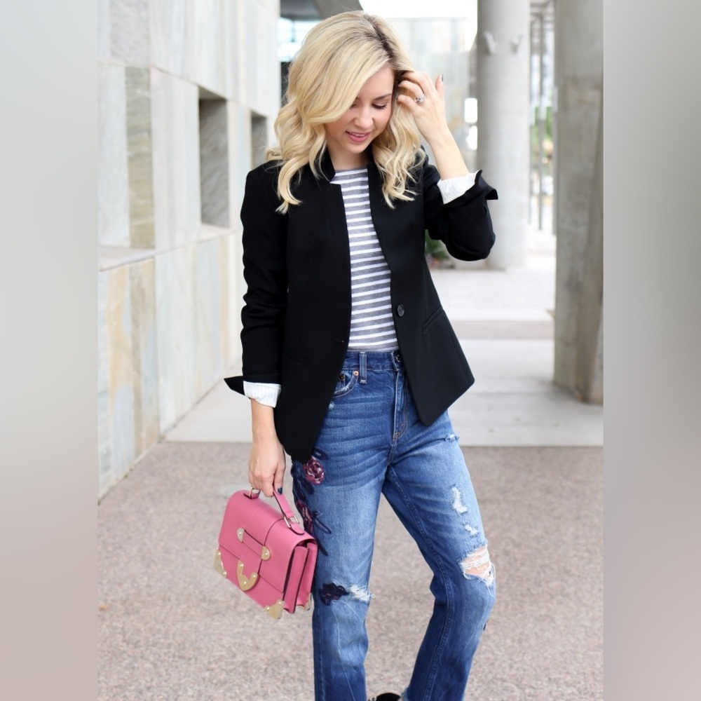 🔥 HOST PICK 🔥 H&M Denim Girlfriend Fit Jeans 28